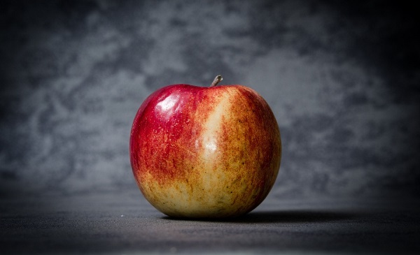 apple.jpg