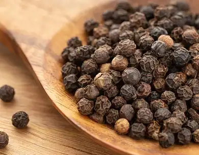 Piperine powder Piperine powder