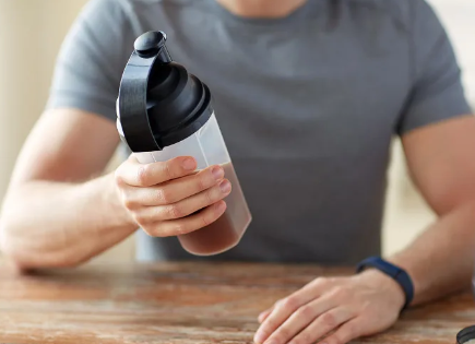 Why are oyster peptides becoming a popular ingredient in functional energy drinks?