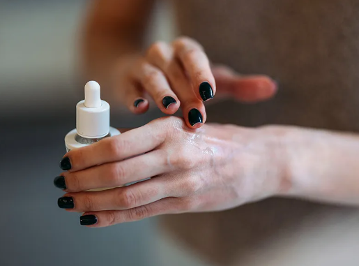 Is Retinol Safe While Breastfeeding? A Supplier's Perspective Is Retinol Safe While Breastfeeding? A Supplier's Perspective